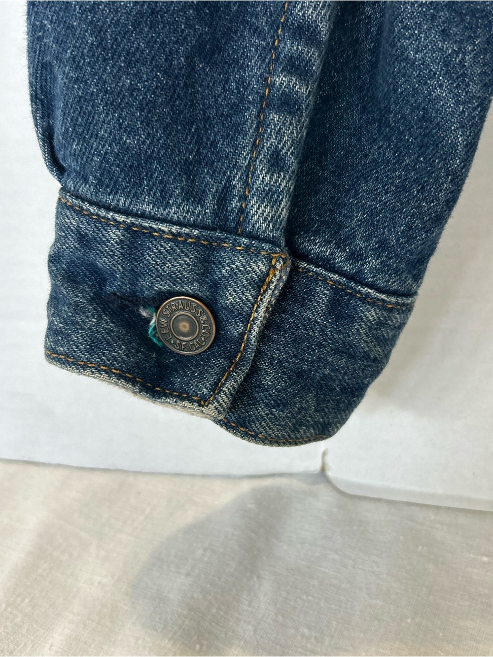 Vintage Levi's Men's Dark Blue Denim Blue Plaid Jacket - Picture 10 of 15
